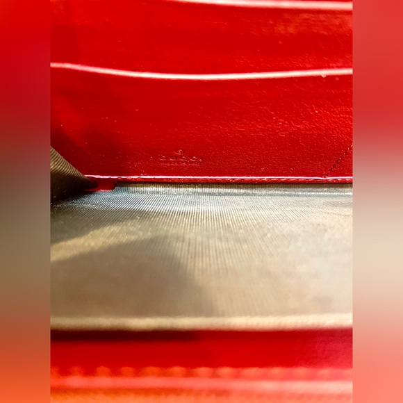 Gucci Guccissima micro GG Spur Belted Patent Leather Red Wallet W/ Satin Dustbag - Picture 13 of 16